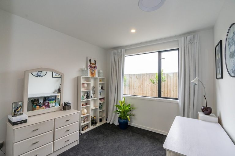 Photo of property in 15 Hamlett Drive, Woodend, 7610