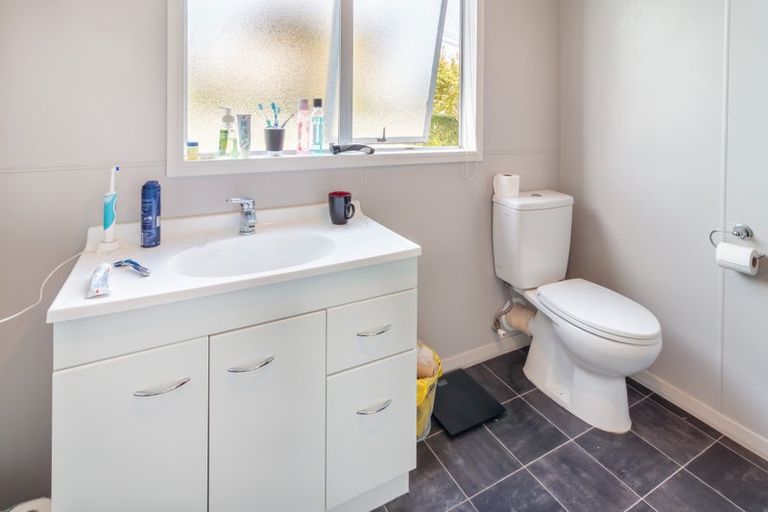 Photo of property in 68 Eglinton Road, The Glen, Dunedin, 9011