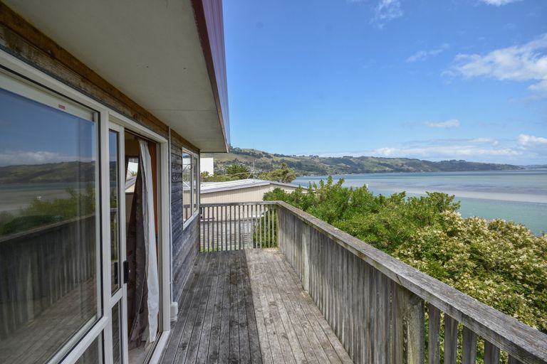 Photo of property in 20 Bayne Terrace, Macandrew Bay, Dunedin, 9014