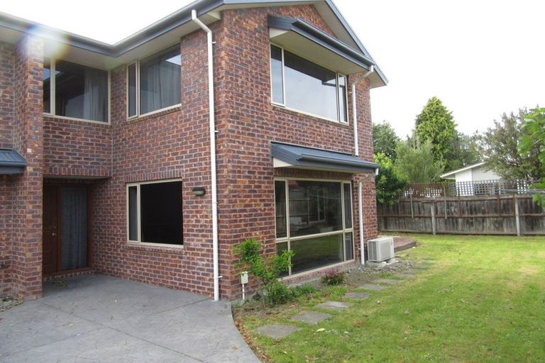 Photo of property in 7a Wentworth Street, Ilam, Christchurch, 8041