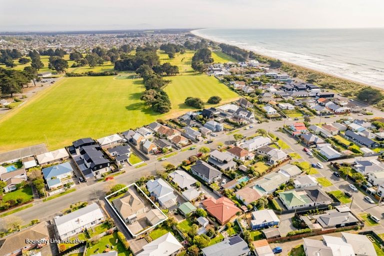 Photo of property in 49 Lonsdale Street, New Brighton, Christchurch, 8083