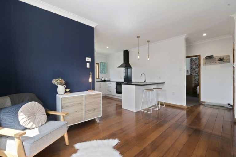 Photo of property in 69 Vogel Street, Roslyn, Palmerston North, 4414