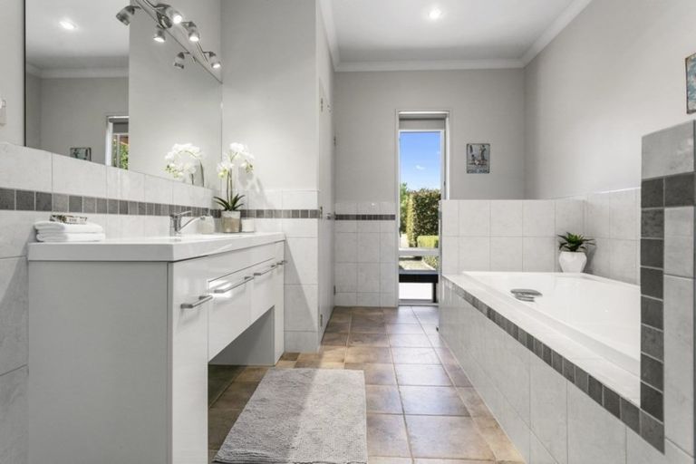 Photo of property in 26 Cowley Drive, Leamington, Cambridge, 3432