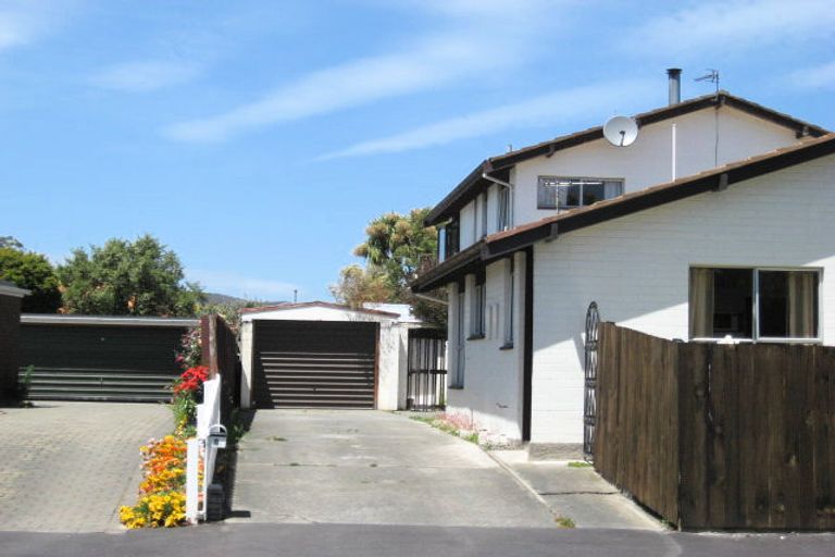 Photo of property in 8 Woodstock Place, Russley, Christchurch, 8042