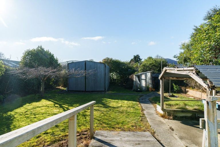 Photo of property in 17 Wratten Road, Owaka, 9585