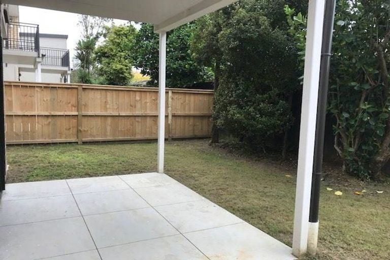 Photo of property in 4/3 Woolfield Road, Papatoetoe, Auckland, 2025