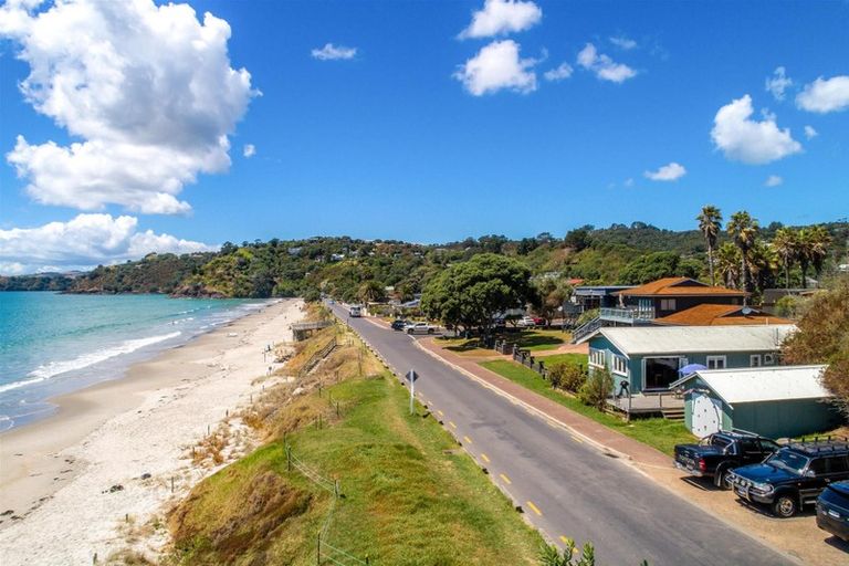 Photo of property in 35 The Strand, Onetangi, Waiheke Island, 1081