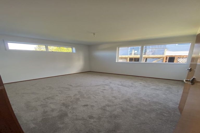 Photo of property in 309 Beach Haven Road, Birkdale, Auckland, 0626
