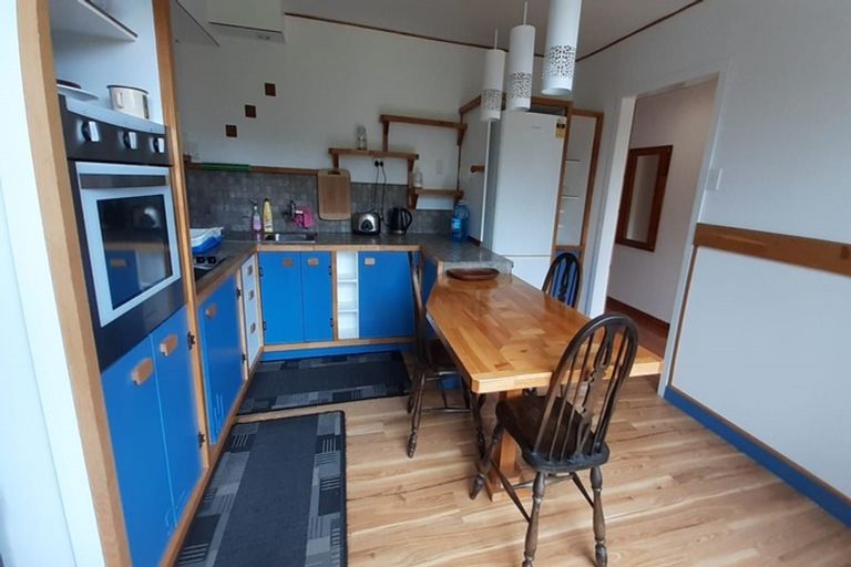 Photo of property in 26 Porterfield Street, Macandrew Bay, Dunedin, 9014