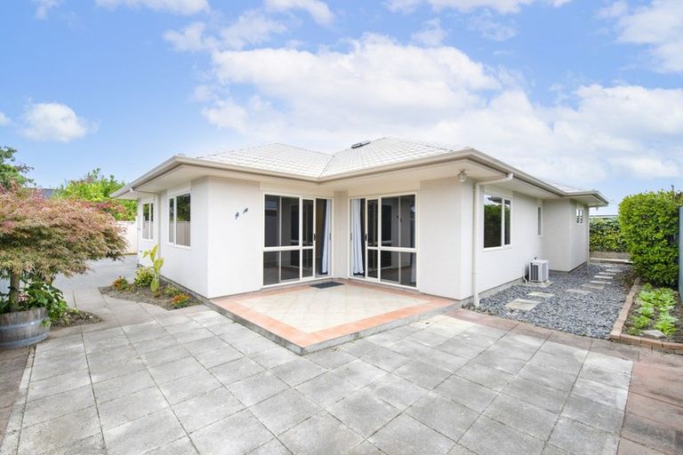 Photo of property in 4a Nikau Street, Taradale, Napier, 4112