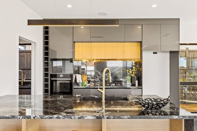 Photo of property in 5 Tai Crescent, Hobsonville, Auckland, 0616