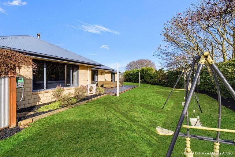 Photo of property in 13 Gainsborough Court, Rolleston, 7614