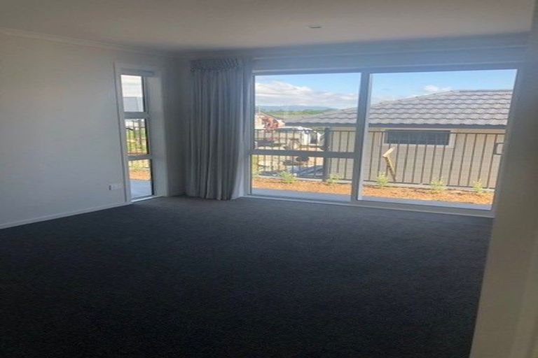 Photo of property in 2 Richardson Road, Omokoroa, 3114