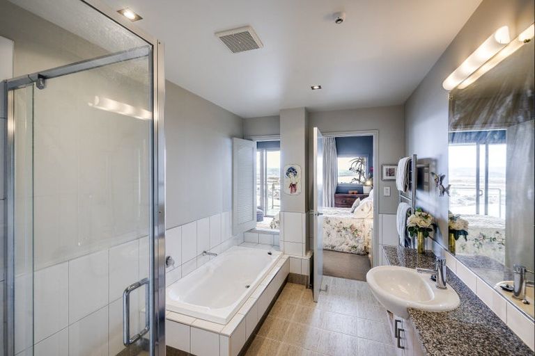 Photo of property in Northridge Apartments Stage Z, 1/22 Hospital Terrace, Hospital Hill, Napier, 4110