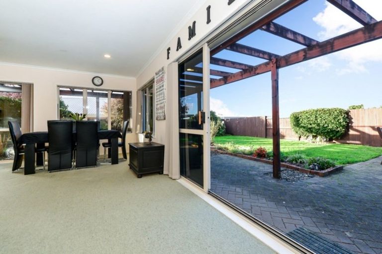 Photo of property in 8 Ben Nevis Place, Nawton, Hamilton, 3200