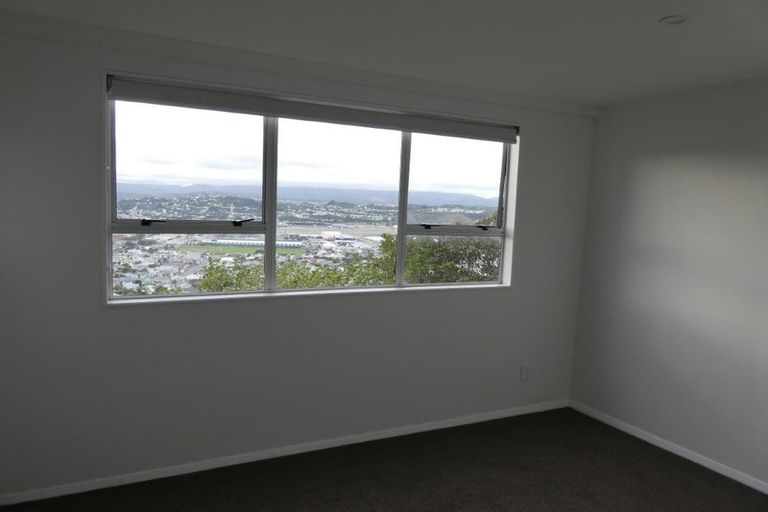 Photo of property in 53 Sutherland Road, Melrose, Wellington, 6023