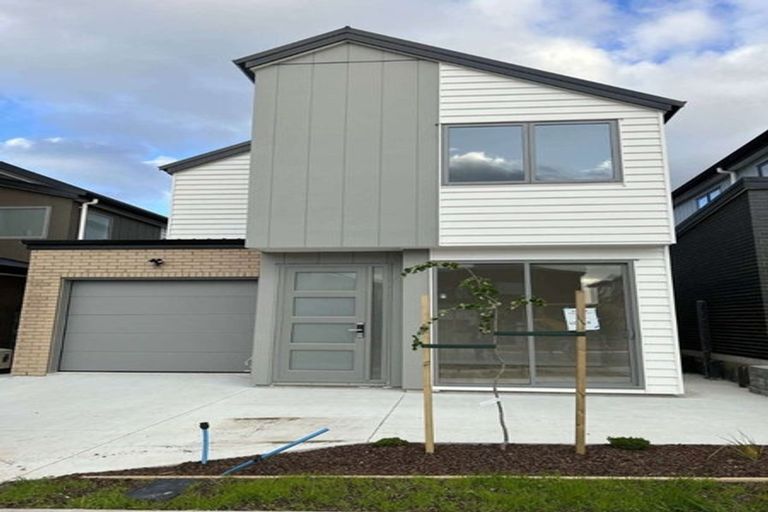 Photo of property in 11 Kapehu Road, Silverdale, 0932