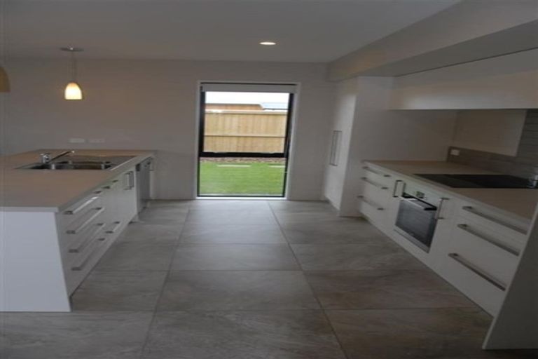 Photo of property in 57 Watkins Drive, Rangiora, 7400