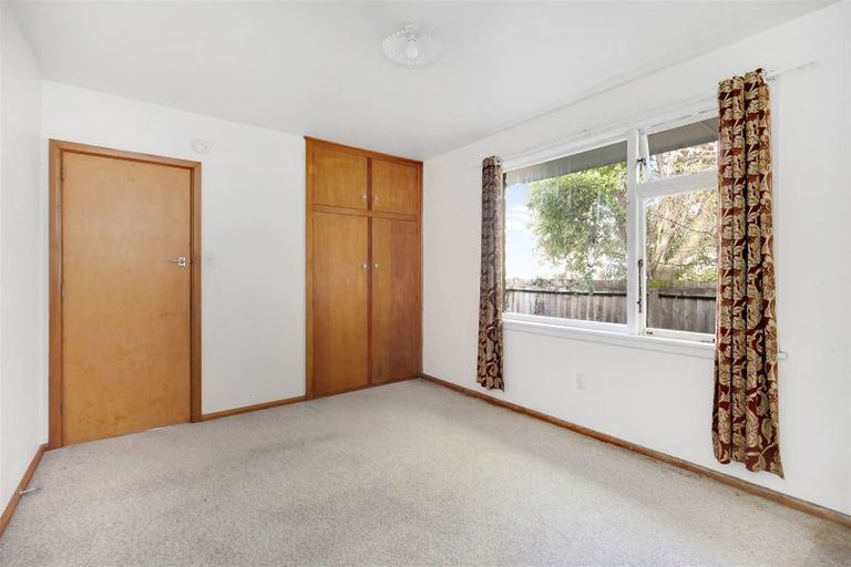 Photo of property in 3/10a Straven Road, Riccarton, Christchurch, 8011