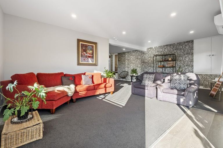 Photo of property in 109c Pah Road, Cockle Bay, Auckland, 2014