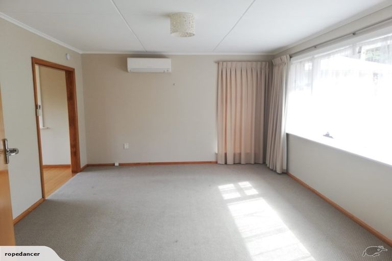 Photo of property in 8 Parnell Street, Fairfield, Lower Hutt, 5011