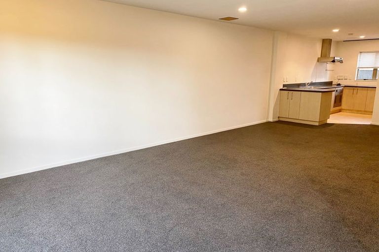 Photo of property in 18 Mona Vale Avenue, Riccarton, Christchurch, 8011