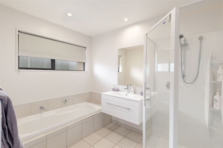 Photo of property in 12 Somerville Crescent, Aidanfield, Christchurch, 8025