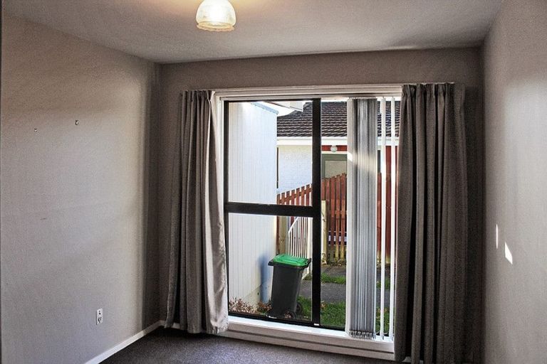 Photo of property in 1/220 Waimairi Road, Ilam, Christchurch, 8041