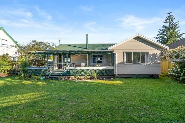 Photo of property in 2/114 Clevedon Road, Papakura, 2110