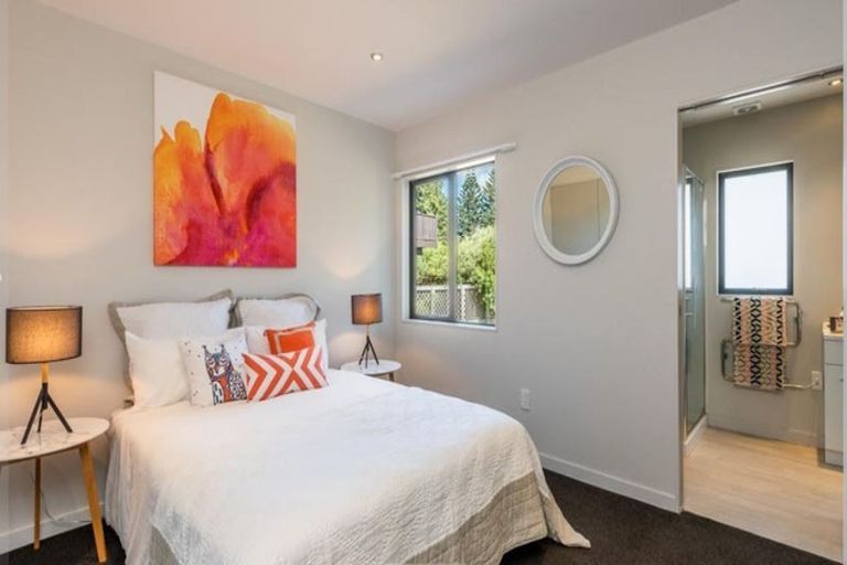 Photo of property in 23 Groves Road, Raumati Beach, Paraparaumu, 5032