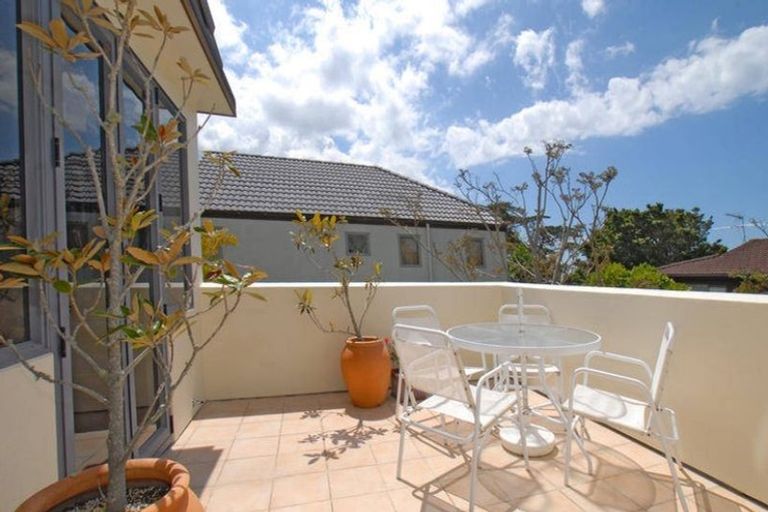 Photo of property in 16 Castor Bay Road, Castor Bay, Auckland, 0620
