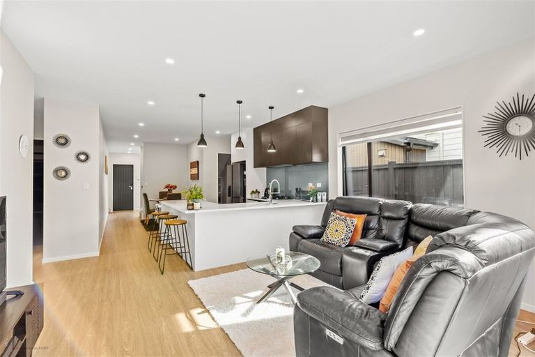 Photo of property in 6 Hiki Street, Hobsonville, Auckland, 0616