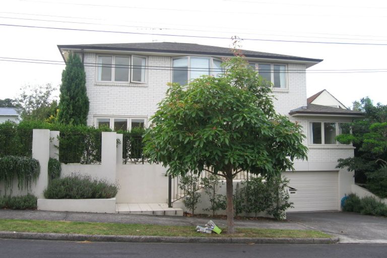 Photo of property in 2 Dover Place, Remuera, Auckland, 1050