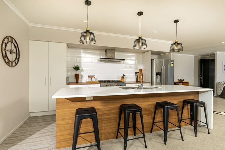 Photo of property in 4 Kiwa Crescent, Gulf Harbour, Whangaparaoa, 0930