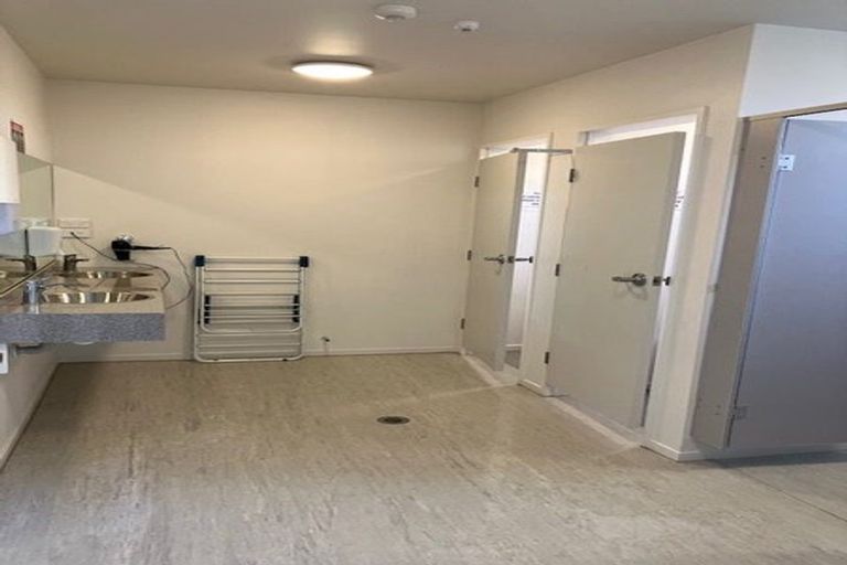 Photo of property in 16 Silverstone Drive, Cromwell, 9384