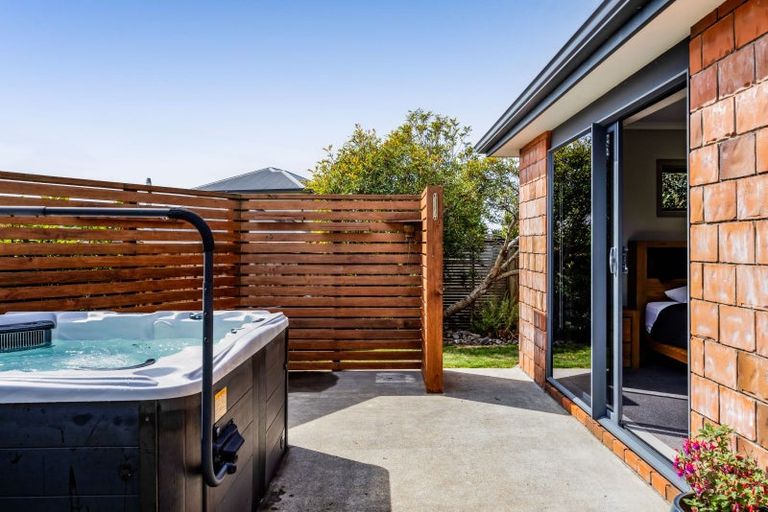 Photo of property in 5a James Drive, Bell Block, New Plymouth, 4312