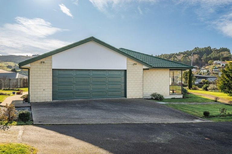 Photo of property in 35 Severn Street, Green Island, Dunedin, 9018
