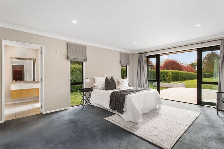 Photo of property in 290 Queen Elizabeth Ii Drive, Mairehau, Christchurch, 8052