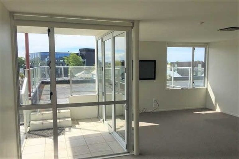 Photo of property in 20/15 Peterborough Street, Christchurch Central, Christchurch, 8013