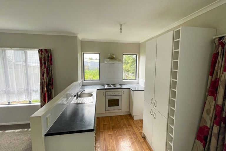 Photo of property in 33 Luanda Drive, Ranui, Auckland, 0612