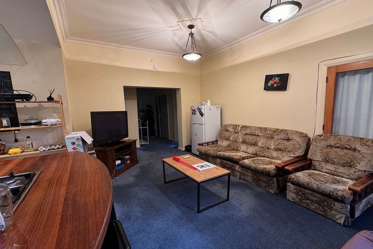 Photo of property in 24 Stafford Street, Mount Victoria, Wellington, 6011