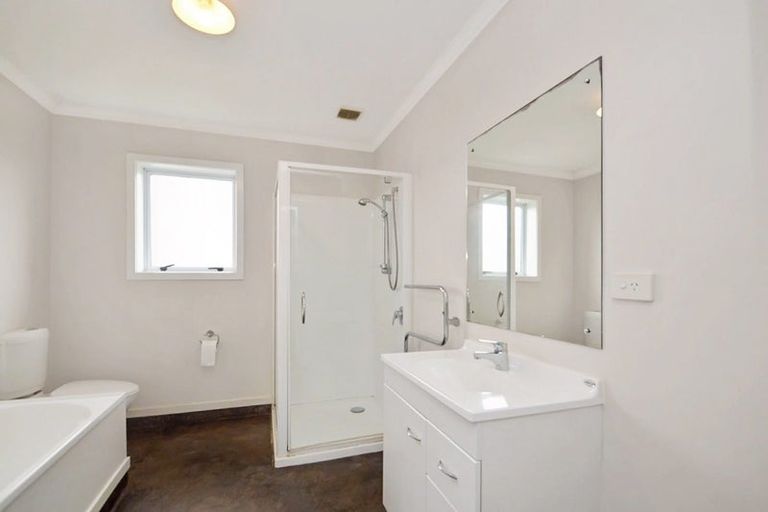 Photo of property in 86 Lothian Crescent, Strathern, Invercargill, 9812