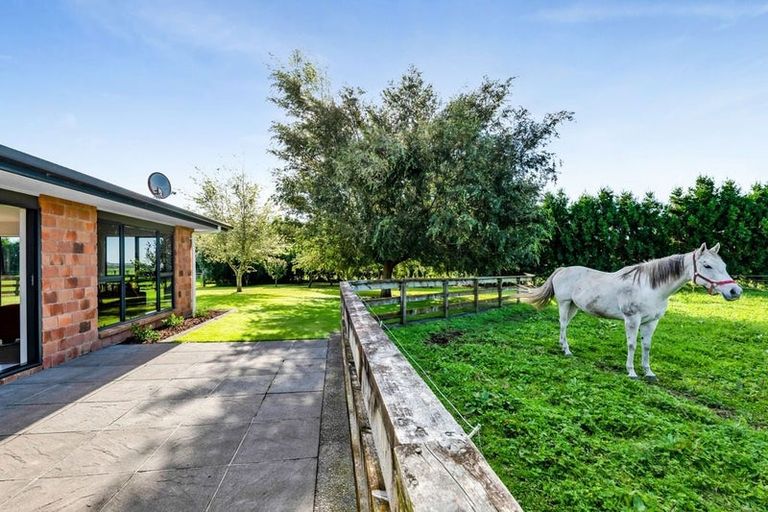 Photo of property in 939 Main North Road, Onaero, Waitara, 4383