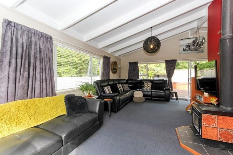 Photo of property in 1263 Egmont Road, Egmont Village, New Plymouth, 4372