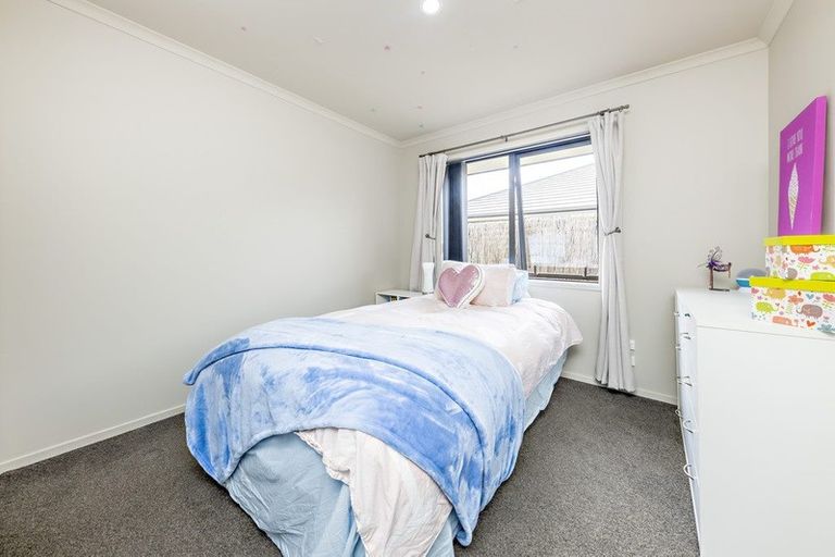 Photo of property in 10 Patu Way, Patumahoe, Pukekohe, 2679