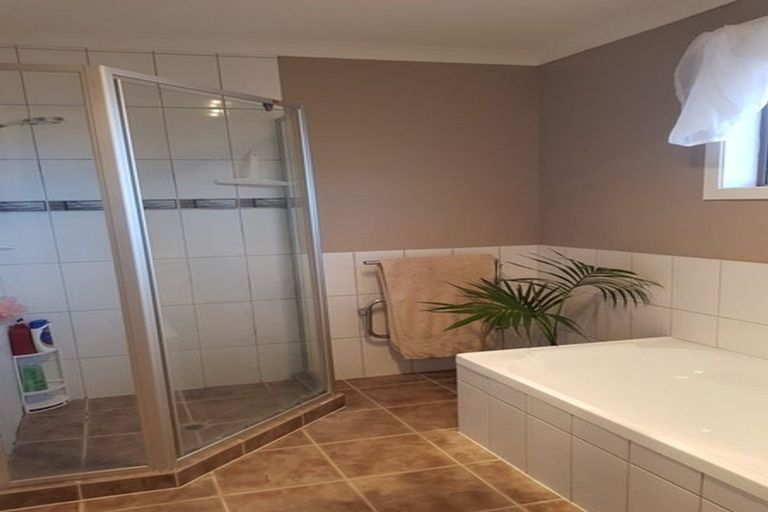 Photo of property in 26a George Crescent, Buckland, Pukekohe, 2677