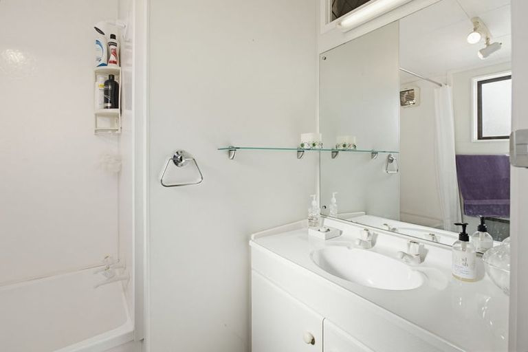 Photo of property in 224 Matarangi Drive, Matarangi, Whitianga, 3592