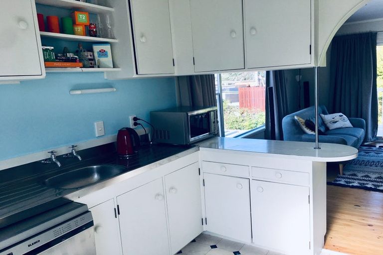 Photo of property in 1/41 Masterton Road, Rothesay Bay, Auckland, 0630