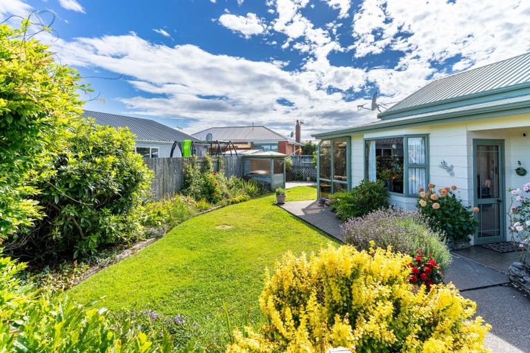 Photo of property in 64 Perth Street, Mosgiel, 9024