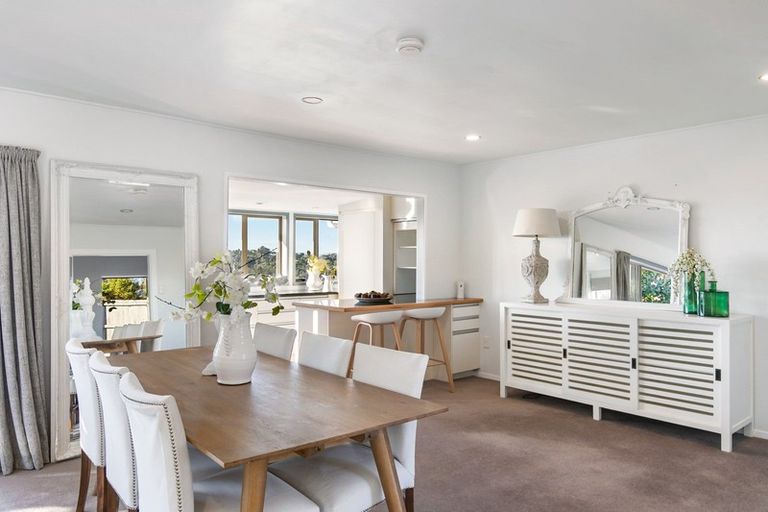 Photo of property in 233 Point View Drive, Dannemora, Auckland, 2016